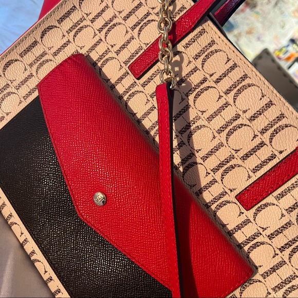 Carolina Herrera Handbag - Picture 4 of 7